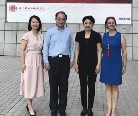 大學(xué)生二外法語怎么樣？